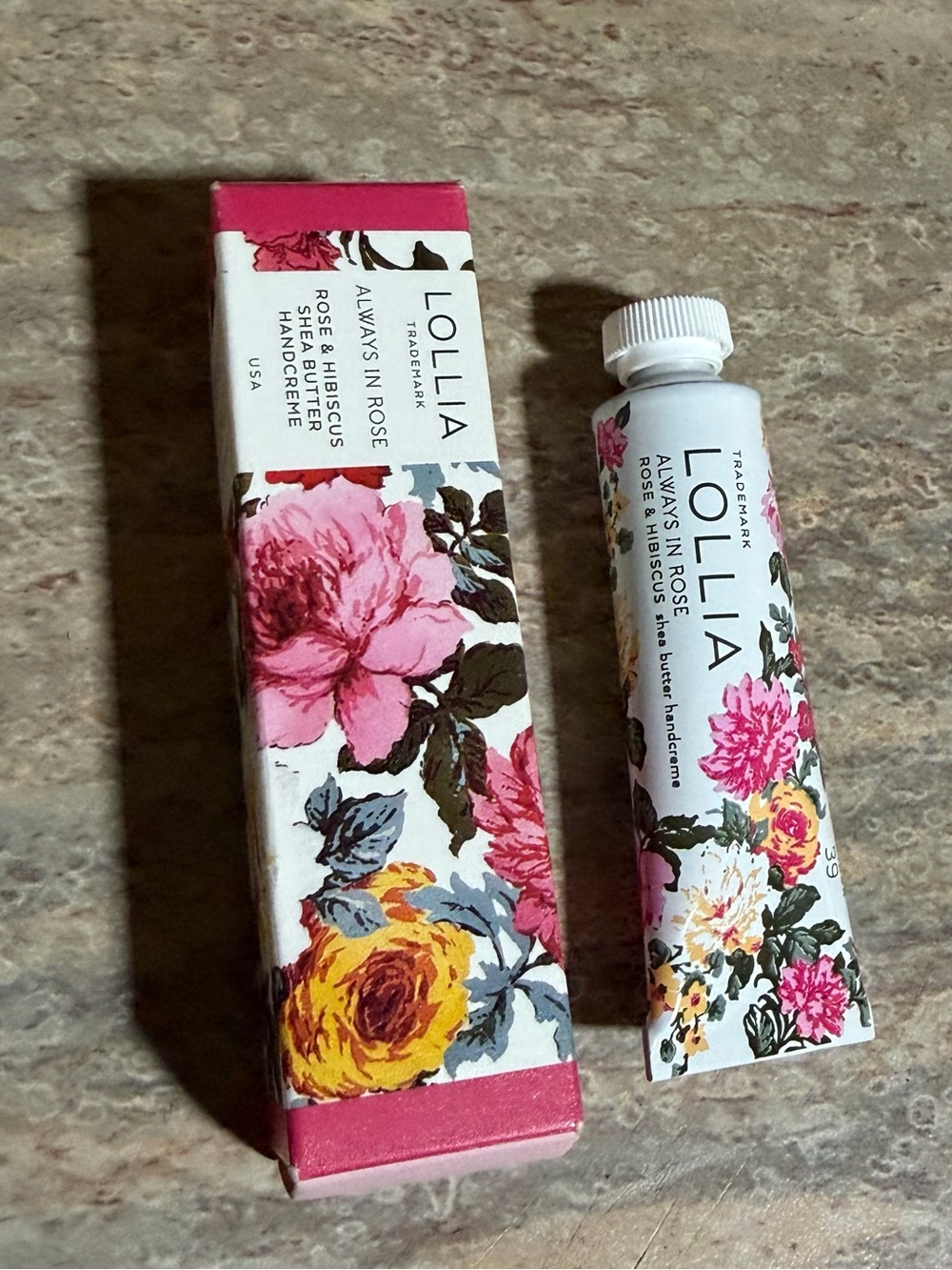 NIB LOLLIA by Margot Elena Always  in Rose Rose & Hibiscus Handcreme -